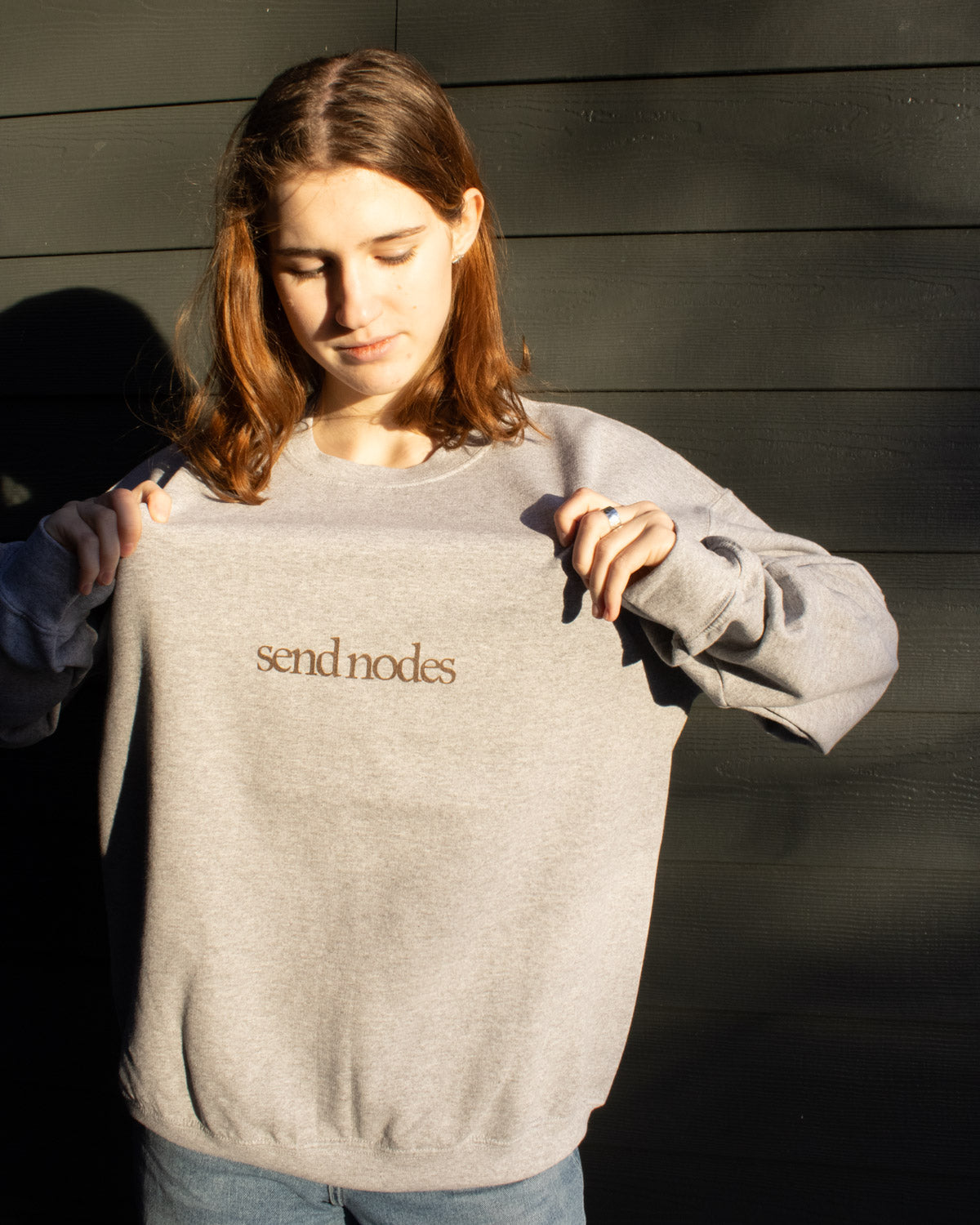 SEND NODES CREWNECK